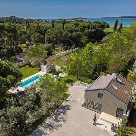 Casa Mar Valbandon